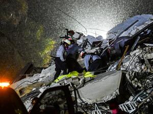 Building collapsed after midnight near Miami Beach, according to officials.