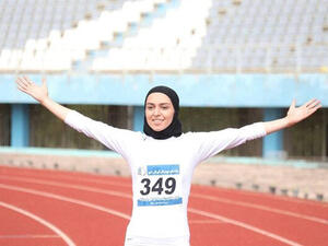 Farzaneh Fasihi (Photo: Tehran Times)