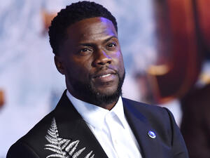 Kevin Hart fires off tweets defending his comedy from 'slander' by critics who say 'he's not funny' Kevin Hart fires off tweets defending his comedy from 'slander' by critics who say 'he's not funny'