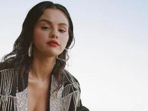 Selena said she had been to 'four treatment centres' for her mental health   Selena said she had been to 'four treatment centres' for her mental health