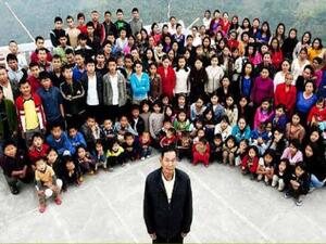 head of 'world's largest family' with 38 wives and 89 children, dies