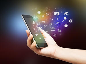 التطبيقات المحمولة تحقق إيرادات قياسية تصل إلى 65 مليار دولار في النصف الأول  