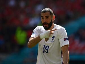 The Bleus boss has been pleased with the Real Madrid frontman's performances at Euro 2020, but admits he needs a goal (Photo: AFP)