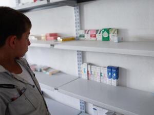 لبنان يعاني من أزمة في الدواء والمستلزمات الطبية