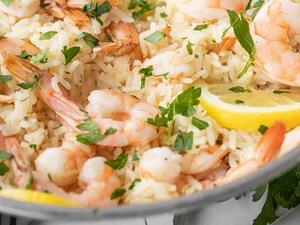 طاجن الروبيان بالليمون والثوم