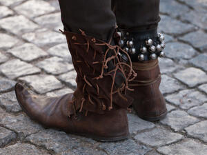  pair of pointy medieval shoes 