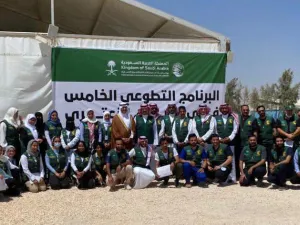  تم رفع الستار عن حجر الأساس لمشروع ملعب كرة القدم للاجئين في المخيم والمهدى من وزارة الرياضة السعودية.