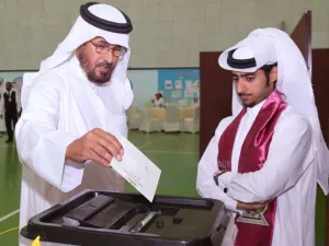  قانون ينظم انتخابات لمجلس الشورى وذلك للمرة الاولى في تاريخ البلاد