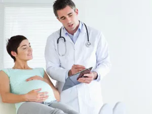 الحمل يتضمن العديد من زيارات الطبيب والأدوية والاشعة المكلفة
