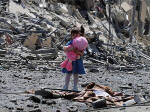 Child Celine from Gaza received the Eid with her doll in the rubble of the bombed house 