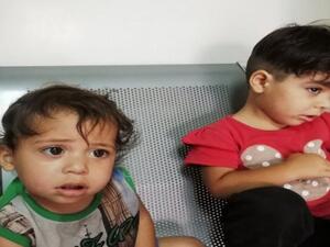 أب يترك طفلتين في مستشفى المواساة