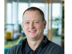 Salesforce Launches Appexchange Chat And Trusted Reviews To Help Customers Choose The Right Solutions For Their Business Needs