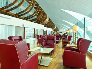 Emirates Re-opens Dedicated First Class Lounge At DXB To Serve Increased Premium Demand