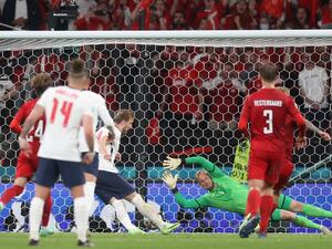 Kane scored the winning goal from a rebounded penalty (Photo: AFP)