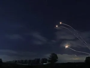صواريخ في الأجواء اللبنانية