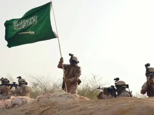 تقود السعودية منذ 2015 تحالفا عسكريا دعما للحكومة اليمنية 