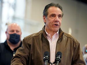 حاكم ولاية نيويورك المستقيل اندرو كومو