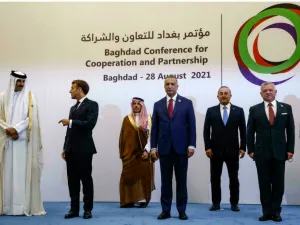  الكاظمي يشدد على أهمية عودة العراق لمكانته