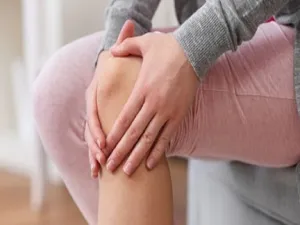 صرحت مؤسسة التهابات المفاصل الأمريكية أن الماء هو المشروب السحرى لمرض التهابات المفاصل بأشكاله المتعددة والمتنوع