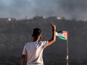 Protesters slam Israeli plans to construct near Hebron’s Ibrahimi Mosque 