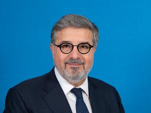 علي حسن خليل، الرئيس التنفيذي للمركز المالي الكويتي "المركز" "المركز" مديراً لمزاد أسهم مستثمر استراتيجي في "ضمان"