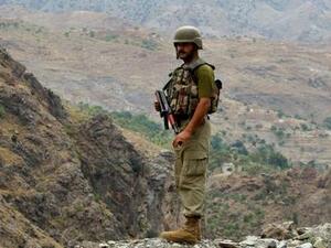 Pakistani border with Afghanistan 