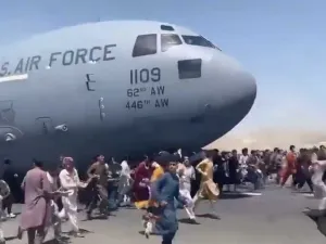 مطار كابل