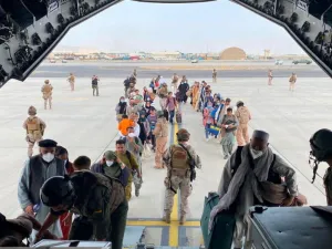 إجلاء من أفغانستان