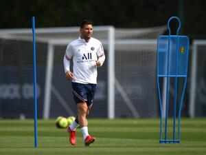 Paris Saint-Germain's Argentinian forward Lionel Messi takes part in a training session at the Camp des Loges Paris Saint-Germain football club's training ground in Saint-Germain-en-Laye on August 28, 2021. (Photo: AFP)