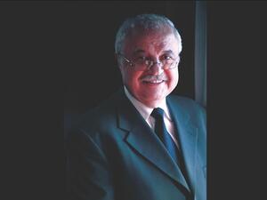 سعادة الدكتور طلال أبو غزاله يكرم ويمنح الاقامة الذهبية في الامارات ويشكر حاكم دبي