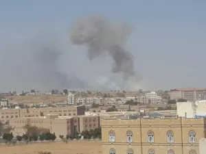 35 غارة جوية على 3 محافظات يمنية