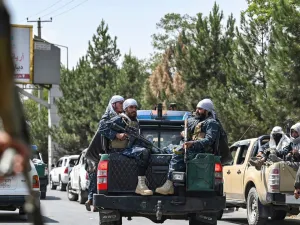 غير المرجح أن تكون العربة التي أصيبت أو الأشخاص الذين لقوا حتفهم ينتمون لتنظيم داعش 