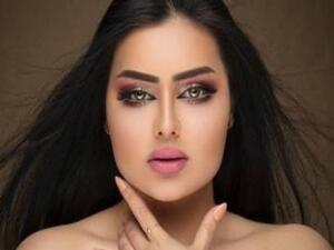 مودل شمس