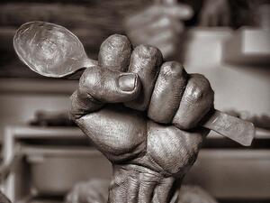 Maitham Abdel, sculpture "Freedom Spoon"  