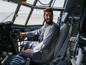 Jihadists seize up to 48 aircraft and major airbases