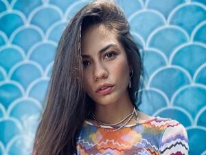 Demet Özdemir Responds to Having a Fake Relationship to Oğuzhan Koç With a Semi-Nude Picture