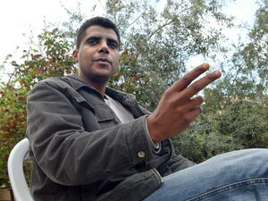 Israeli authorities will transfer recaptured Palestinian prisoner Zakaria Zubeidi to hospital