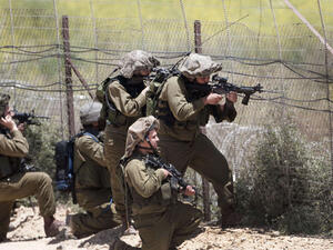 عناصر من جنود الاحتلال