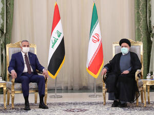  الرئيس الإيراني إبراهيم رئيسي ،ورئيس الوزراء العراقي مصطفى الكاظمي