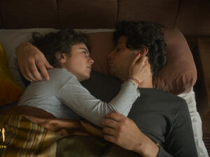 يعرض مهرجان لندن السينمائي التابع لـمعهد السينما البريطاني (BFI)، في دورة هذا العام 159 فيلماً في سينمات العاصمة الإنجليزية، كما تُعرض باقة مختارة من هذه الأفلام عبر موقع المهرجان على الإنترنت. فيلم الحارة لـباسل غندور ينافس على جائزة Sutherland في مهرجان لندن السينمائي