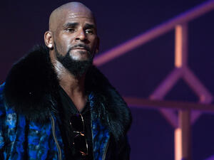 R. Kelly, 54, was the object of Twitter mockery on Sunday  R. Kelly, 54, was the object of Twitter mockery on Sunday