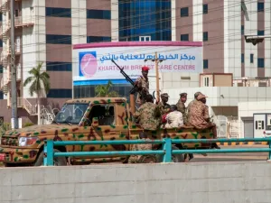 عودة العمل في المطار