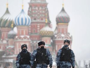 عفو روسي عن 300 ألف مهاجر