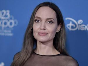 انجلينا جولي 