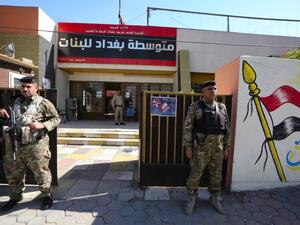 Iraqis vote in early general elections on a "special voting day."