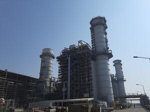 أن "جنرال إلكتريك" قدمت دعمها لتطوير قطاع الطاقة في دول مجلس التعاون الخليجي لأكثر من 80 عاماً.  "شيبكو" و"جنرال إلكتريك" تحتفلان بتشغيل ثاني التوربينات الغازية في محطة الحمرية المستقلة لتوليد الطاقة الكهربائية في الشارقة