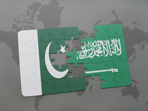 Saudi Arabia Helps Pakistan's Ailing Economy with $3 Billion Package