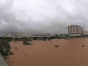 سلطنة عمان