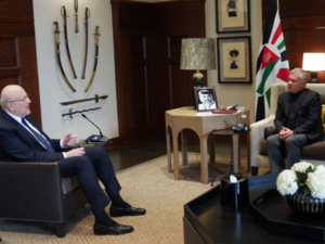 King Abdullah (R) Premier Mikati