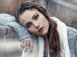 6 منتجات تجميل مقاومة للطقس البارد والماطر